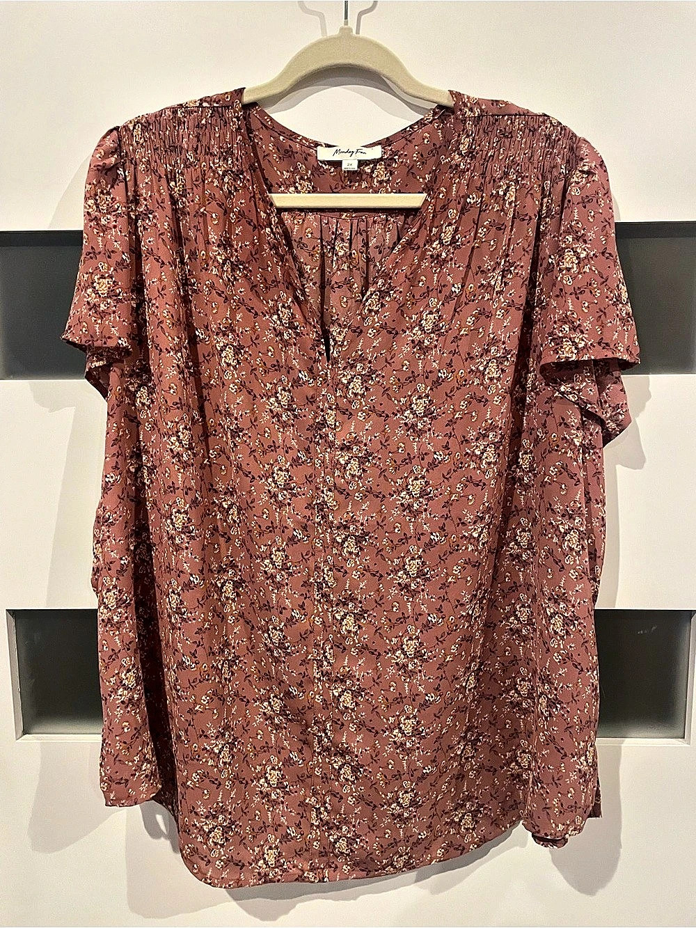 Monday Fun Style F88901P-10 Floral Blouse in Brown & Pink Size 2X